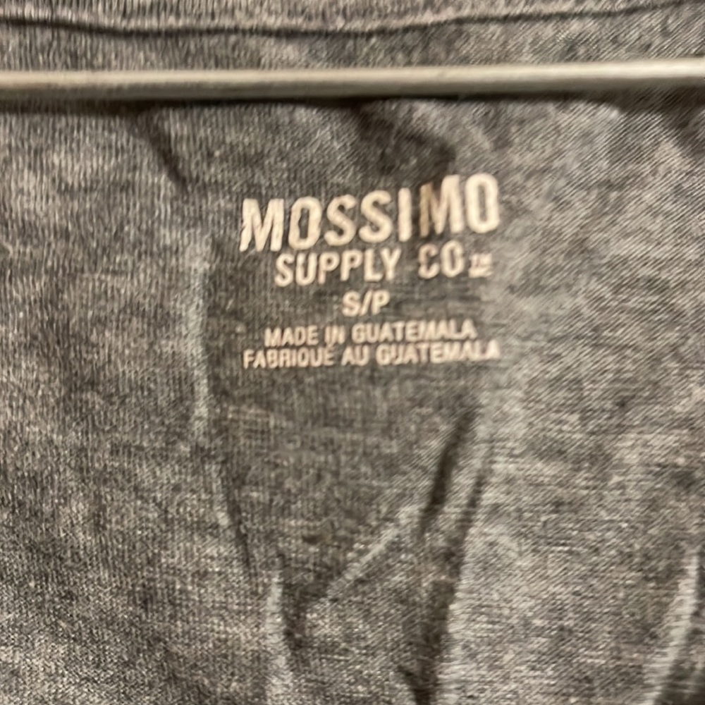 Mossimo tees - Picture 5 of 5